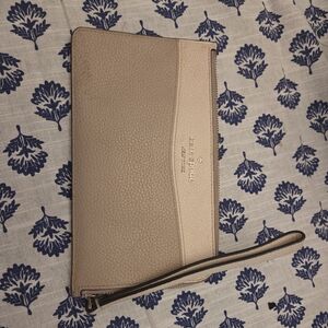 Kate Spade Cream Wristlet Wallet